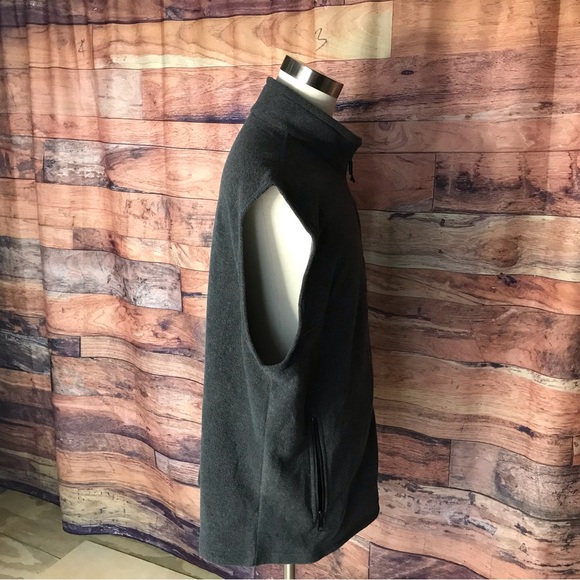 Columbia Gray Vest - Picture 3 of 11